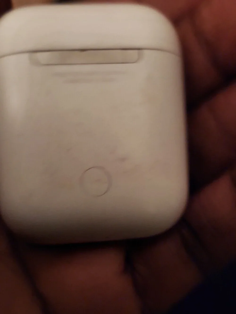 White True Wireless APPLE Earbuds 2nd G with Charging Case